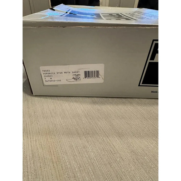 Frye Women’s Veronica Stud Cognac Boot New with tags Leather shoe - Picture 7 of 8